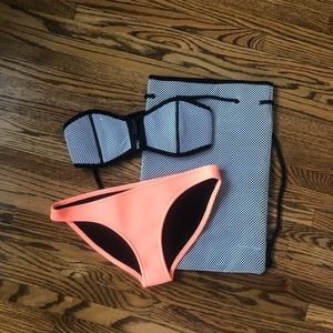 Triangl bikini